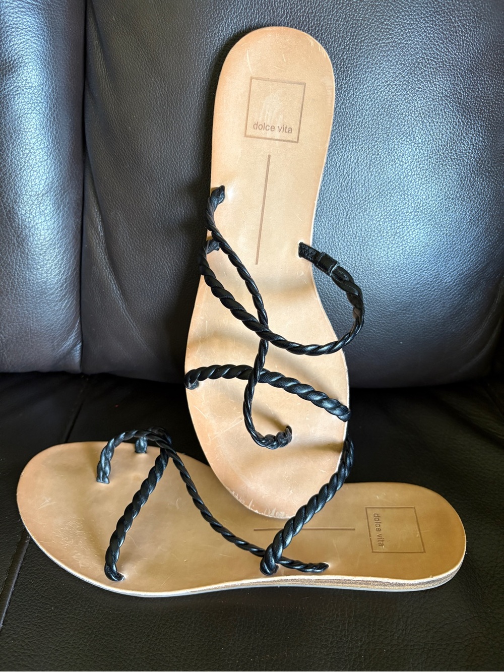 Dolce Vita ‘Dexla’ Black Braided Rope Strappy Flat Sandals.
Very Stylish.